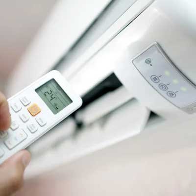 AC unit servicing